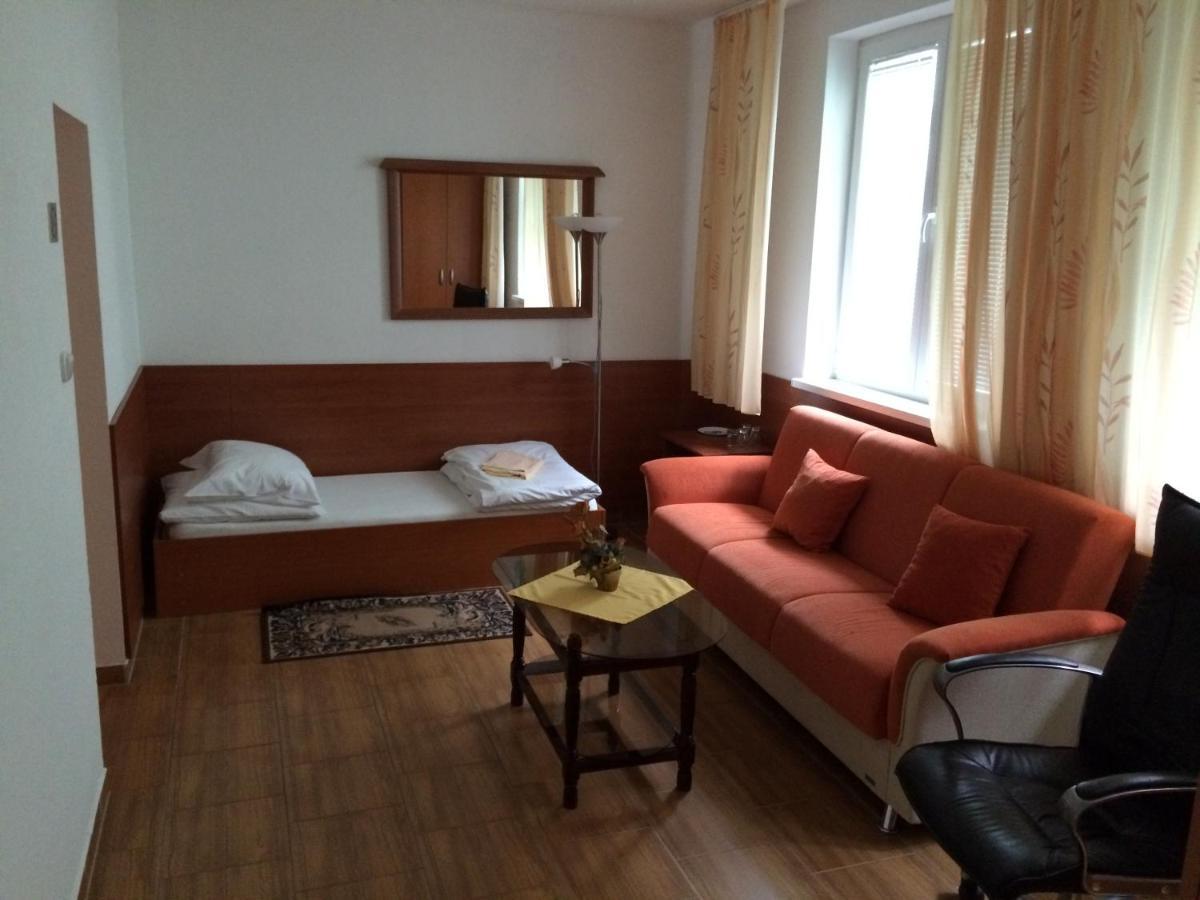 Penzion Pko Nitra Extérieur photo